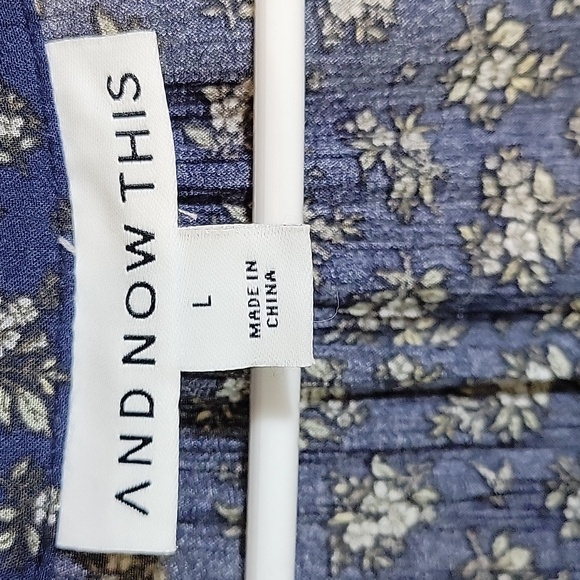 And Now This Navy Floral Ruffled Babydoll Dress Women's Size Large NWOT - Picture 2 of 4